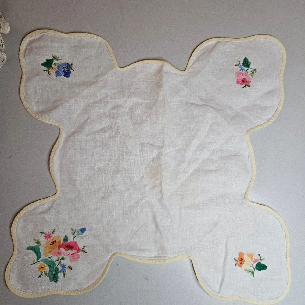 N/A vintage white